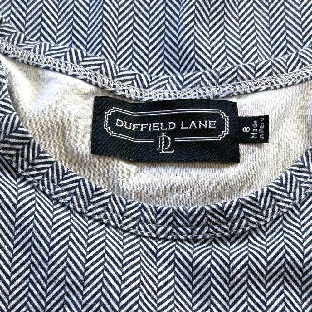 Duffield Lane Girls Navy White Herringbone Button Shoulder A-Line Dress Size 8 - Picture 2 of 8